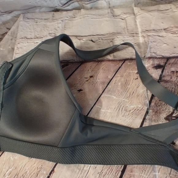 Athleta Advance Zip Front Bra 32B Olive Sports Bra NWT - Picture 6 of 9